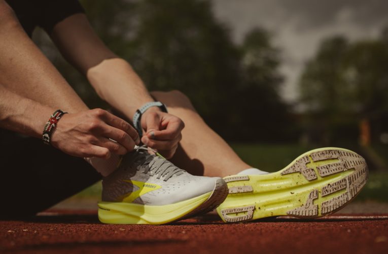 Pompano Beach: Reduce Pain from Muscle Strain or Injury Faster with Curewave Laser